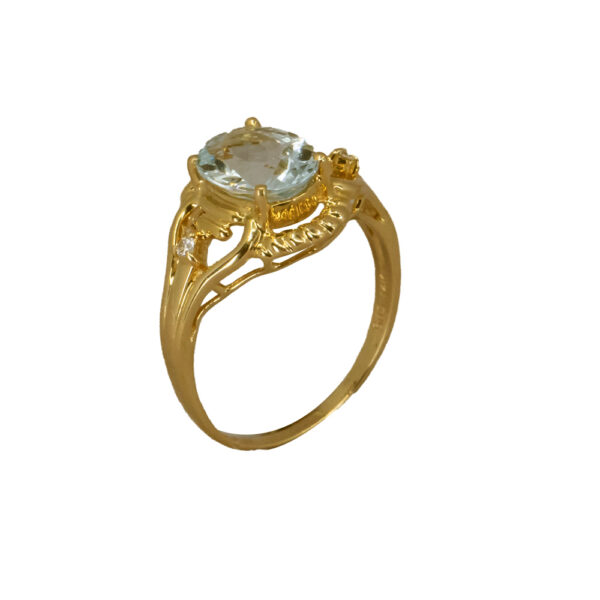 R446: 14k Yellow Gold and Aquamarine Fashion ring